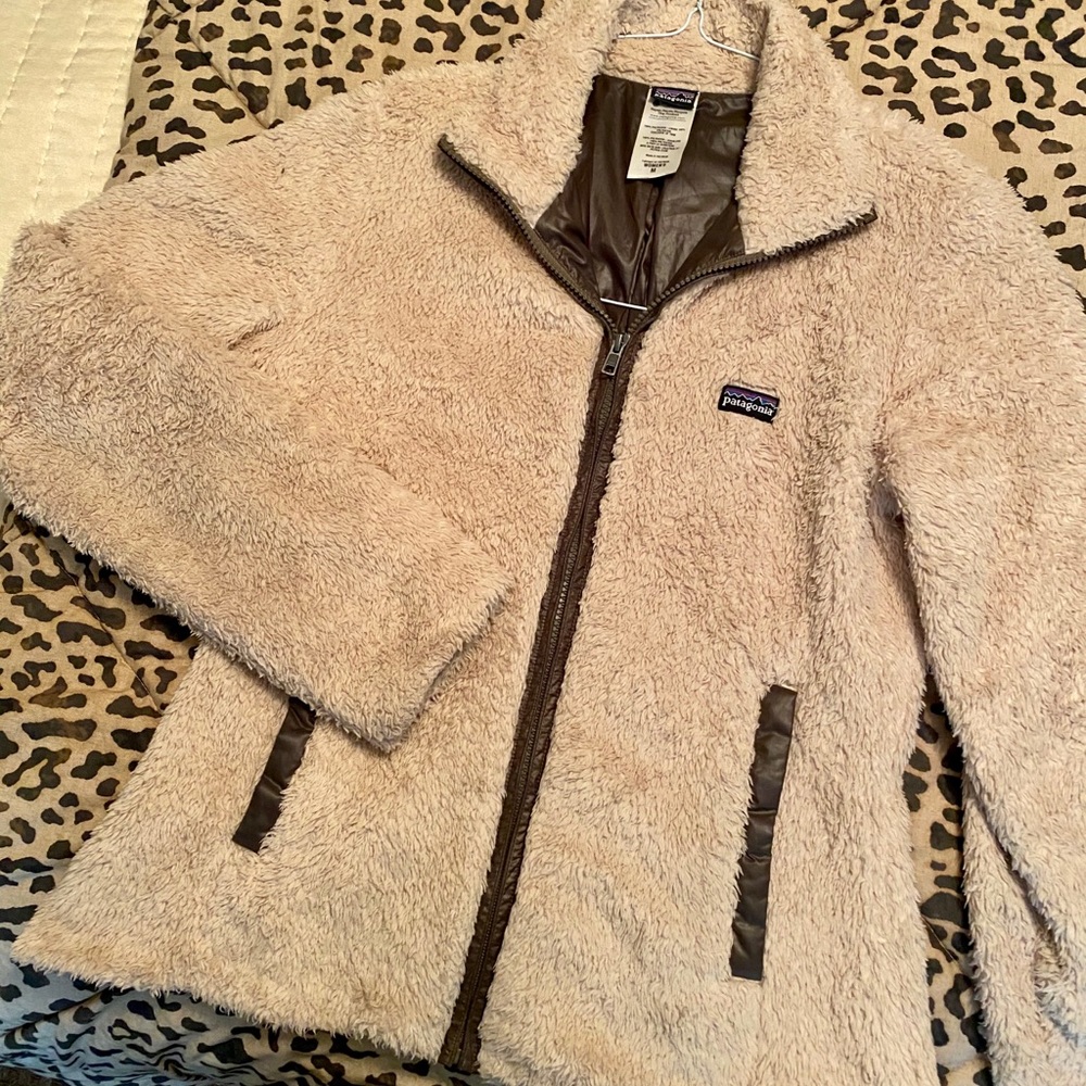 Patagonia fleece jacket with lined interior Sz M